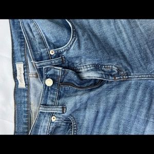 Madewell: High rise Cali Demi-boot Jeans (size 27,  inseam 26”,  rise 11”)